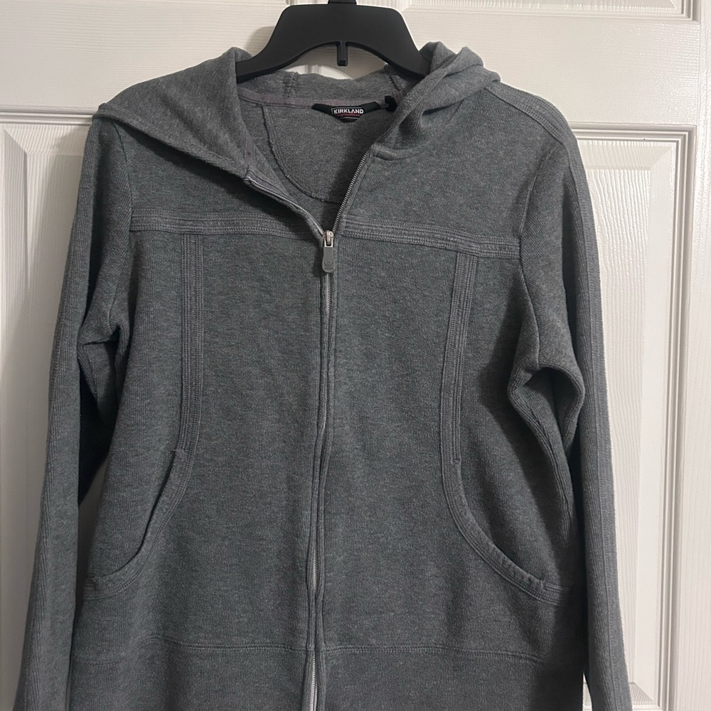 Kirkland Signature Charcoal hoodie Sweater PTP 20